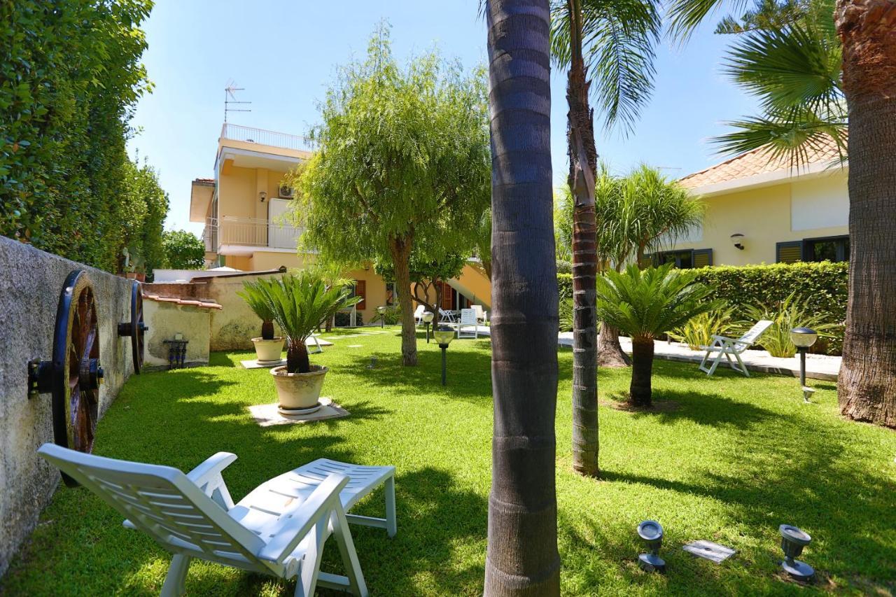 Re Sole La Dependance - Casa Vacanza M E R C U R I O Авола Экстерьер фото